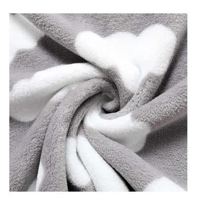 Kain Bulu Karang Disikat Dua Muka Untuk Membuat Jubah Mandi Piyama